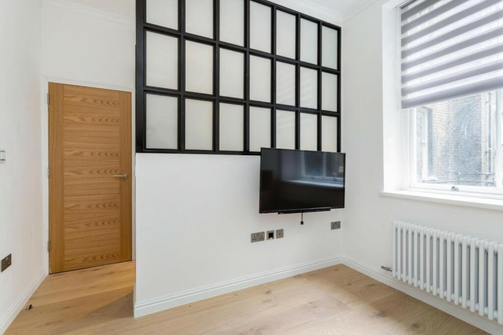 Апартаменти Modern Chelsea Flat, 3Bd 2Bath, With Parking Лондон Екстер'єр фото